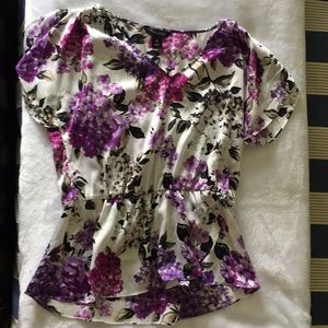 Floral White House black market blouse